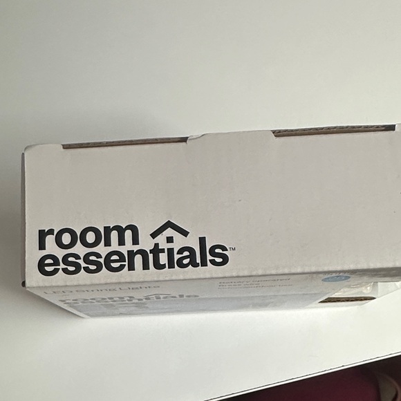 Room Essentials Brass LED String Lights - Picture 2 of 4